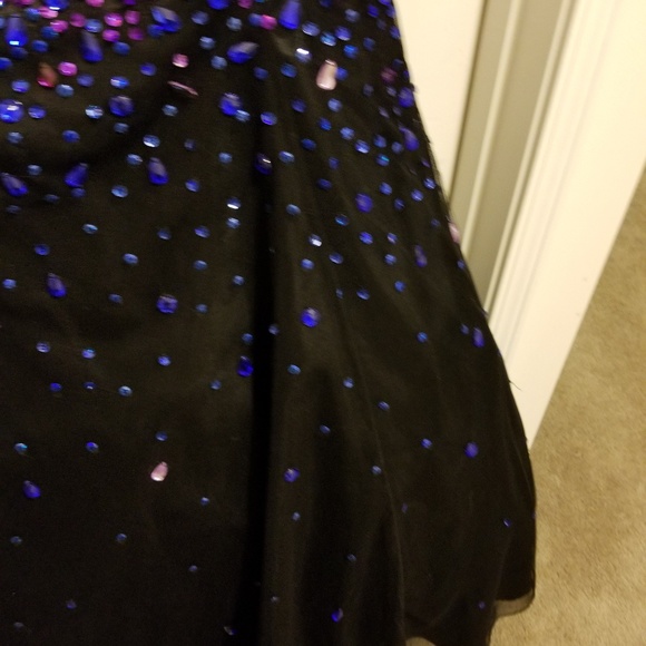 Prom Dress - Picture 4 of 6